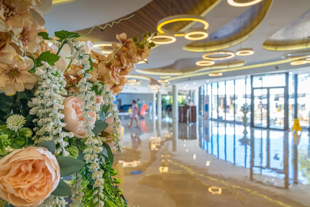 Mera Resort Venus