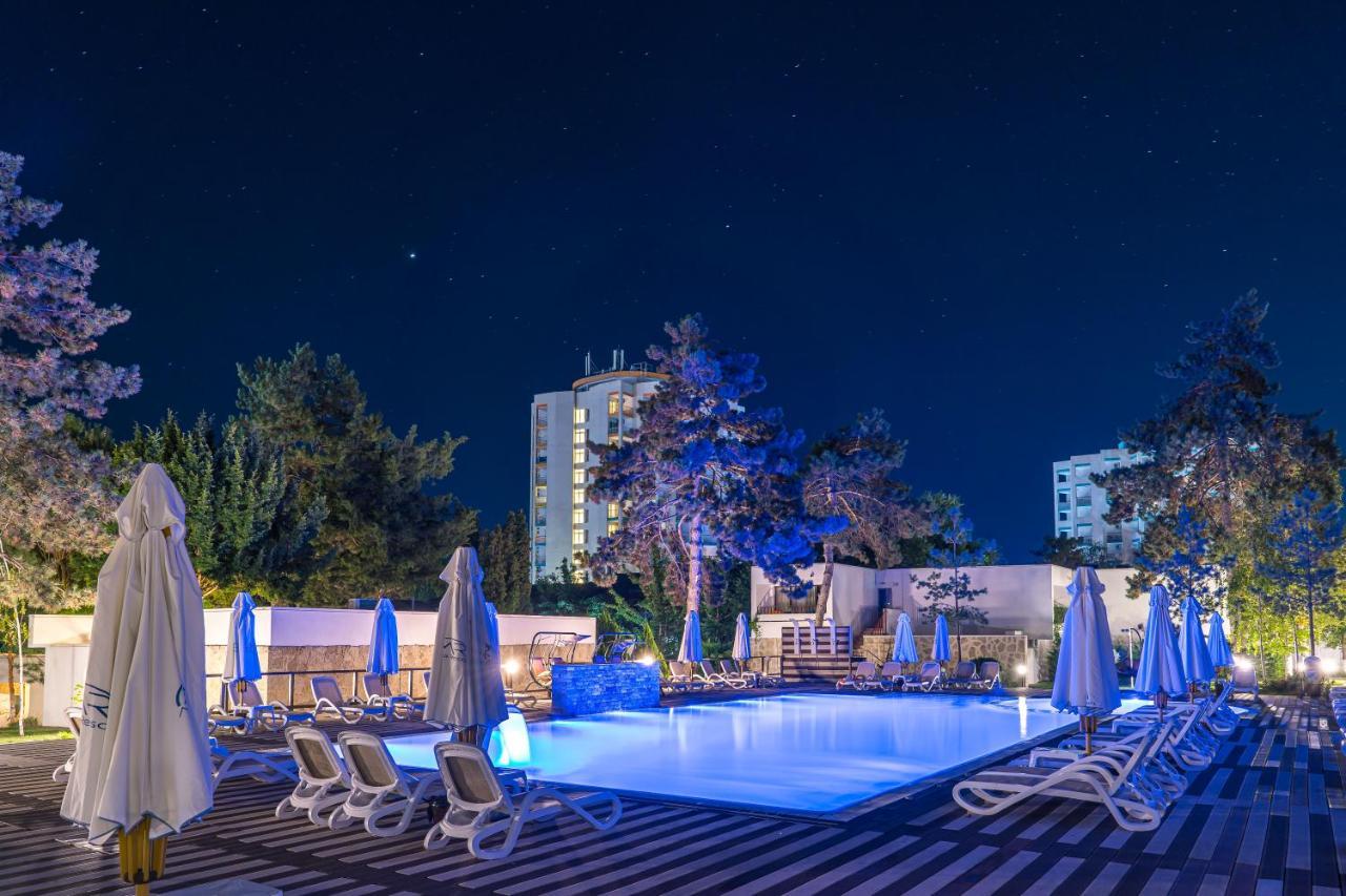 Mera Complex 4*